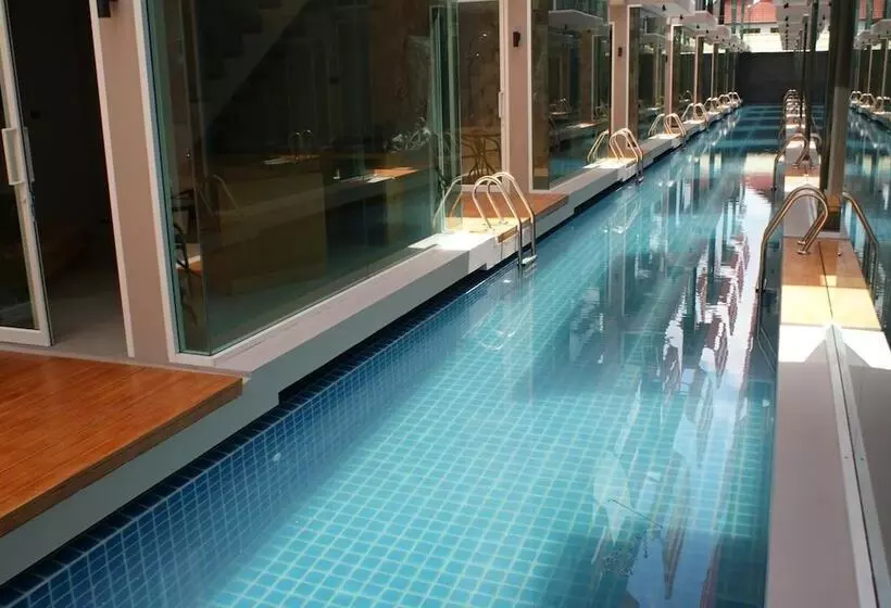 בית מלון כפרי P10 Samui