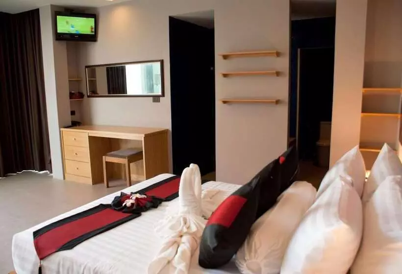 בית מלון כפרי P10 Samui