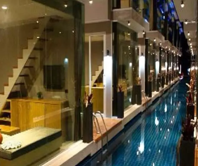 בית מלון כפרי P10 Samui