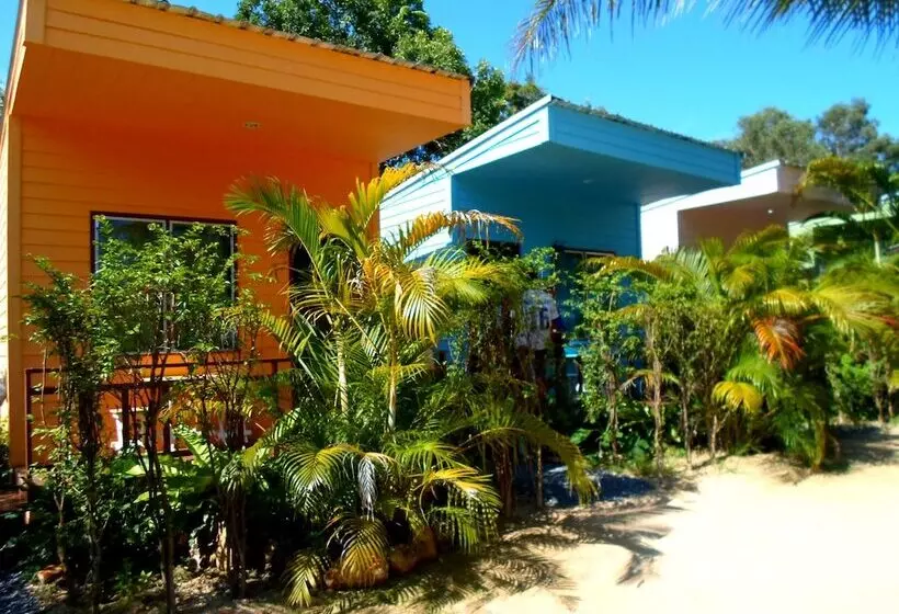 ホテル Rewadee Garden Resort
