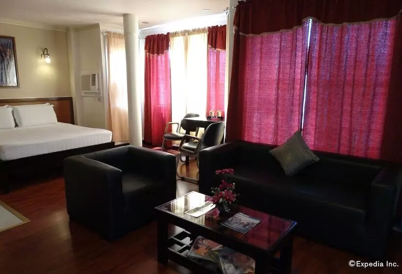 ホテル Ruemango Apartelle And Suites