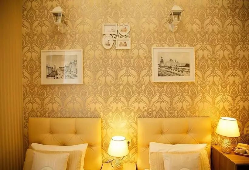 هتل Silver Sphere Inn