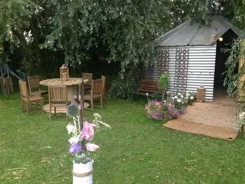 호텔 Skipbridge Farm Glamping