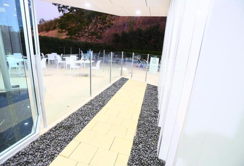 ホテル Springfield Lakes Boutique