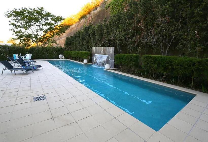 ホテル Springfield Lakes Boutique