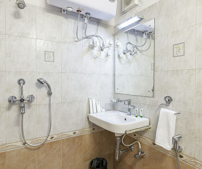 בית מלון כפרי Treebo Trend Woodsvilla Suites