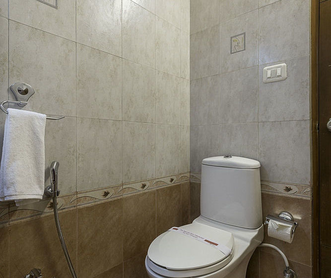 בית מלון כפרי Treebo Trend Woodsvilla Suites