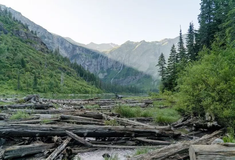 Hotelli Under Canvas Glacier