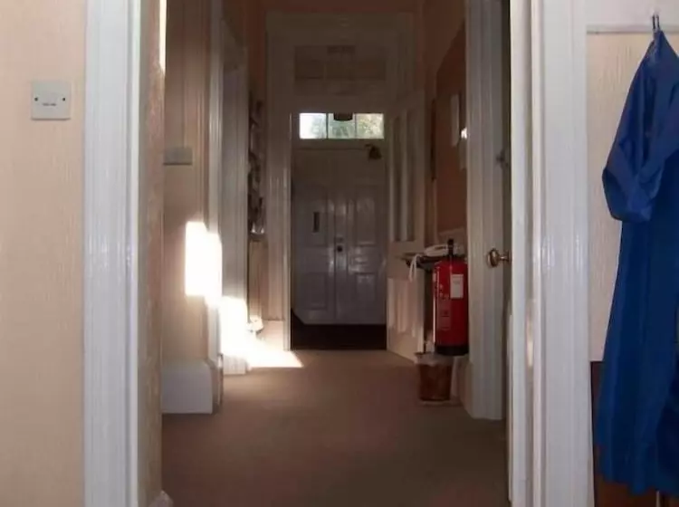 Pensionat Grisnoir Guest House