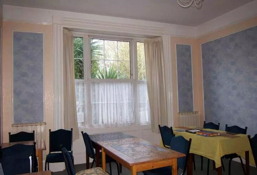 Pensionat Grisnoir Guest House