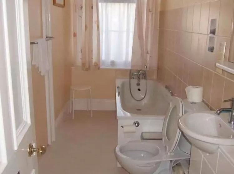 Pensionat Grisnoir Guest House