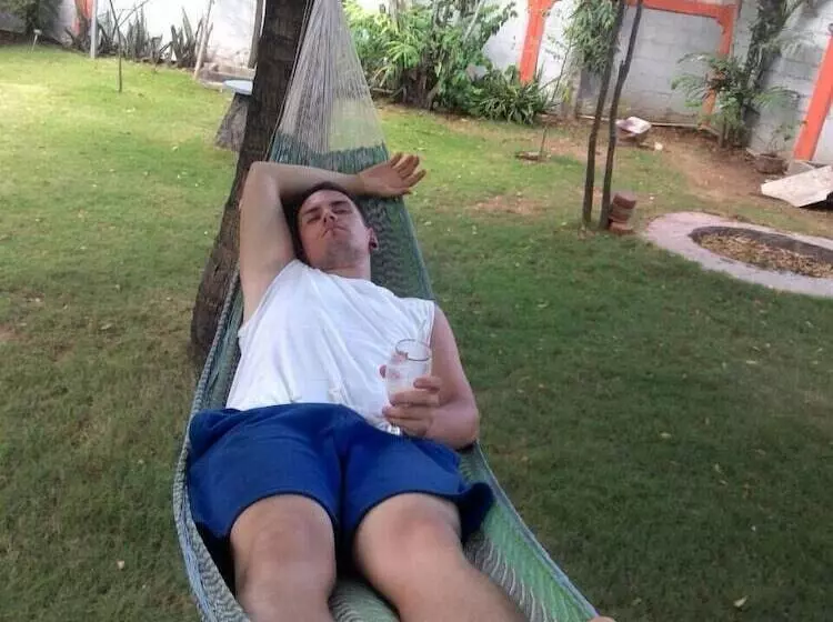 膳宿费 Sugandi Inn