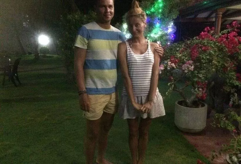 膳宿费 Sugandi Inn