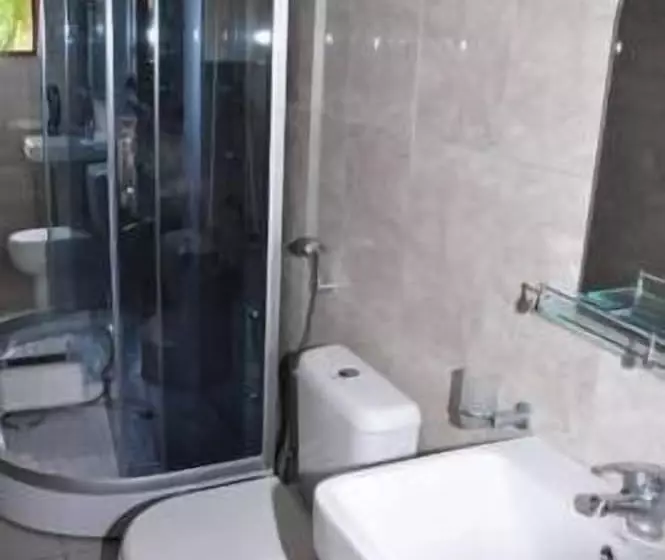 膳宿费 Sugandi Inn