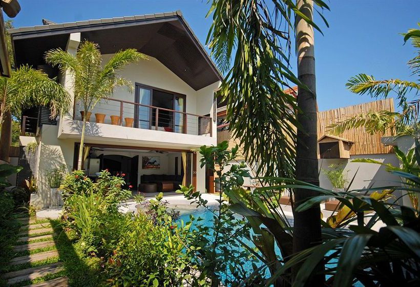 Beachside Villa Tawan