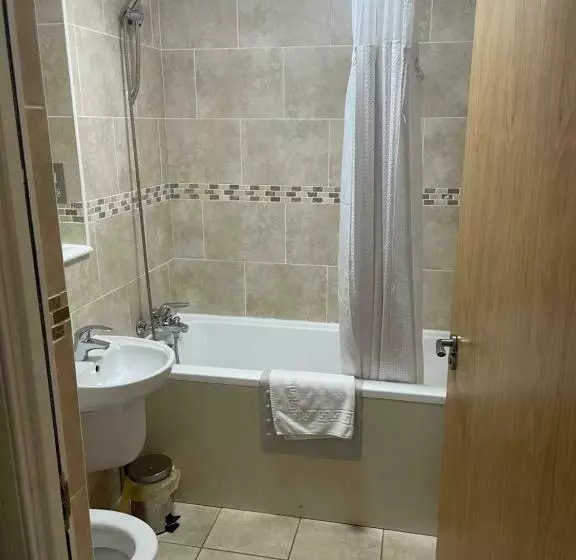 19th Hole Hotel, Carnoustie