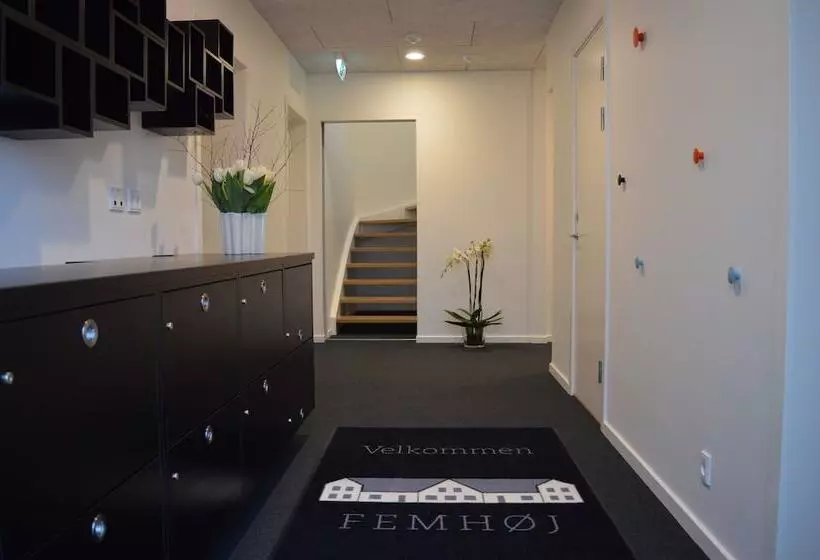 Bed and Breakfast Femhøj