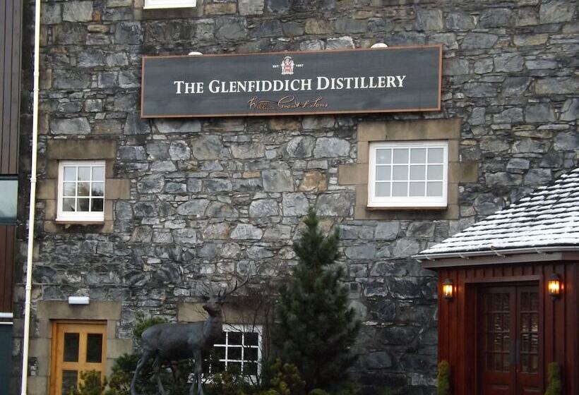 Castleview Bed & Breakfast