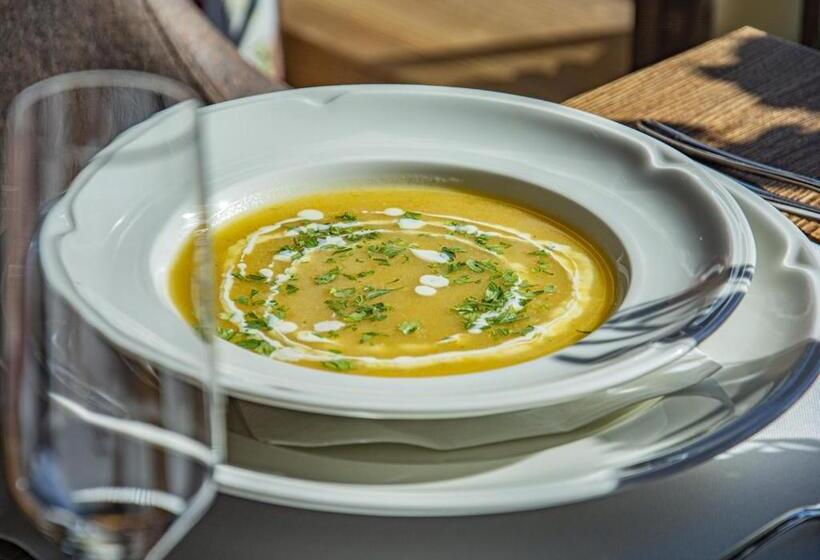 Grand Hotel Bachledka Strachan