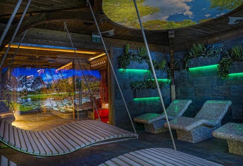 Grand Hotel Bachledka Strachan