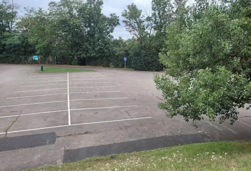 فندق Kyriad Direct Lyon Nord Dardilly