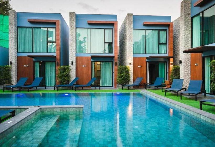 Отель Peace Blue Naiharn Naturist Resort Phuket