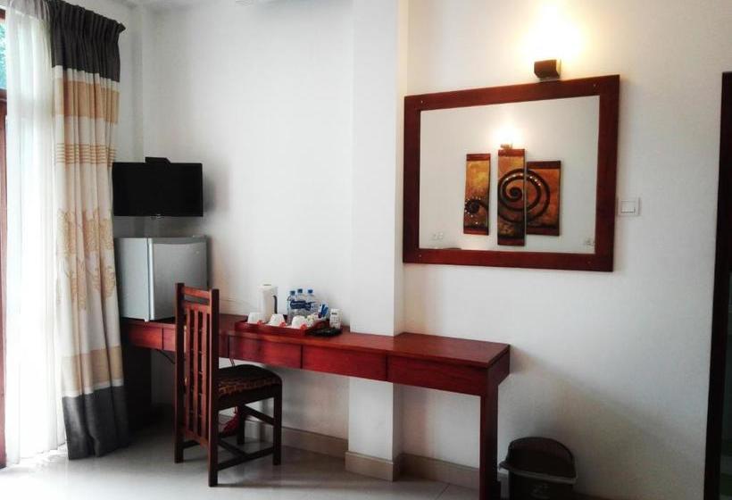 فندق Liyya Residence