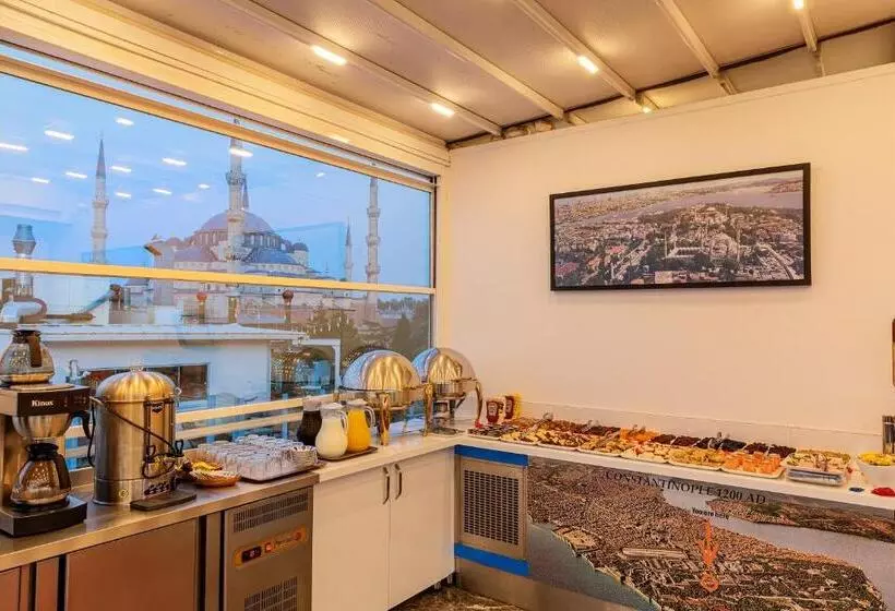 ホテル The Magnaura Palace