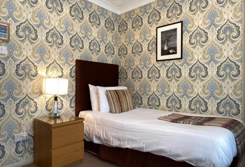 בית מלון כפרי Virginia Court