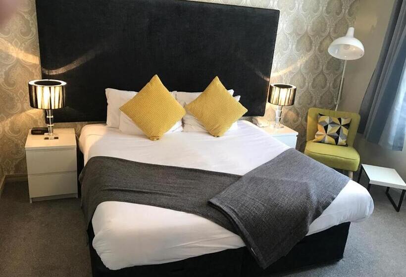 בית מלון כפרי Virginia Court