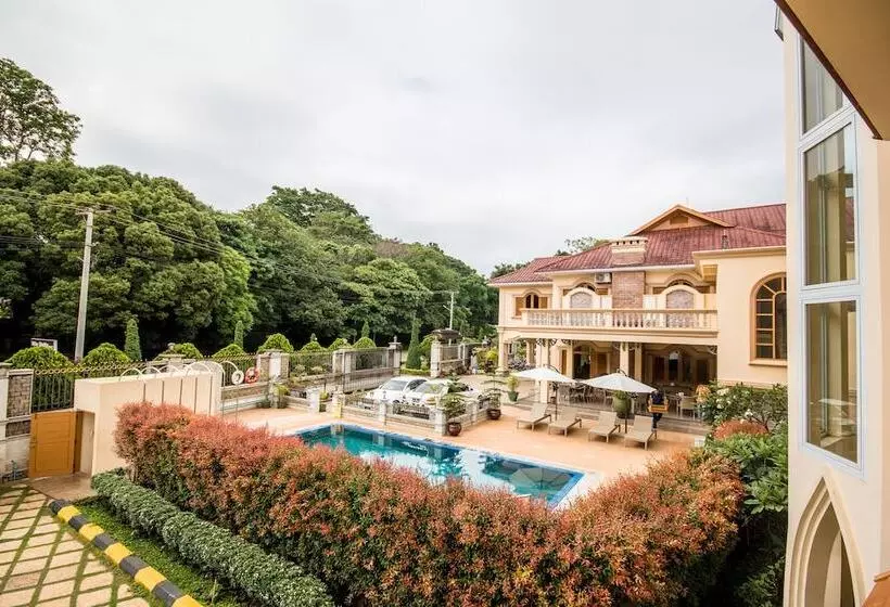 Hotel Win Unity Pyin Oo Lwin