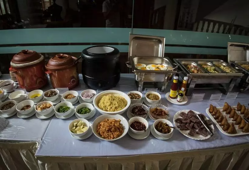 Hotel Win Unity Pyin Oo Lwin