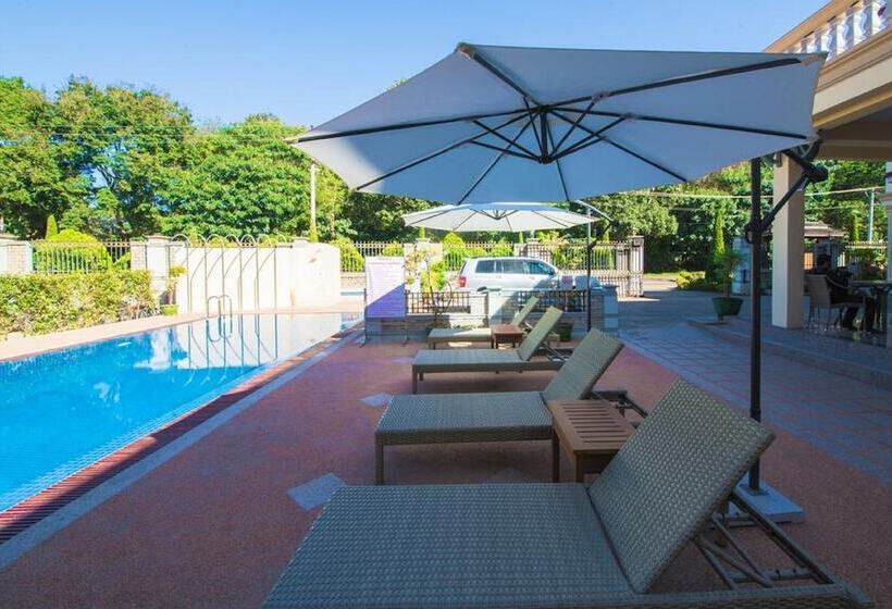 ホテル Win Unity Pyin Oo Lwin