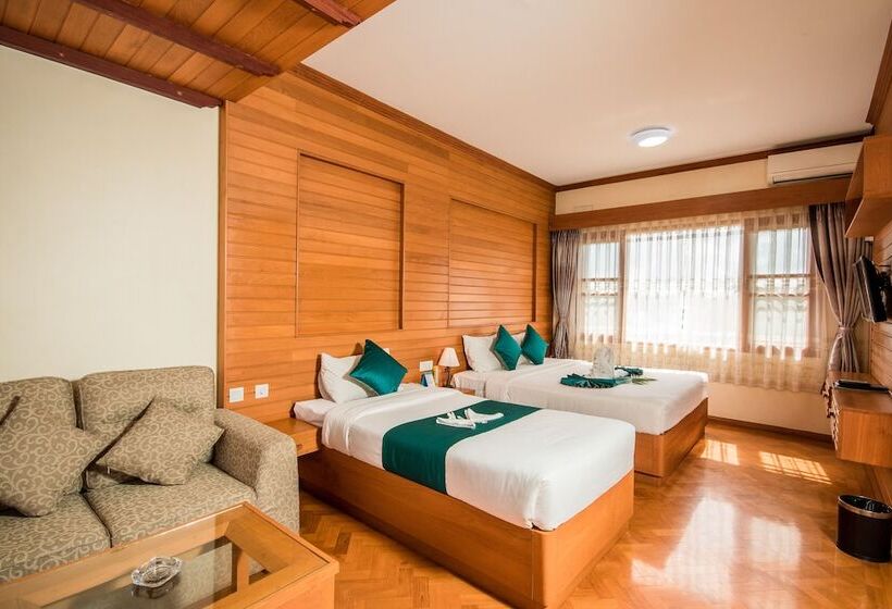 ホテル Win Unity Pyin Oo Lwin