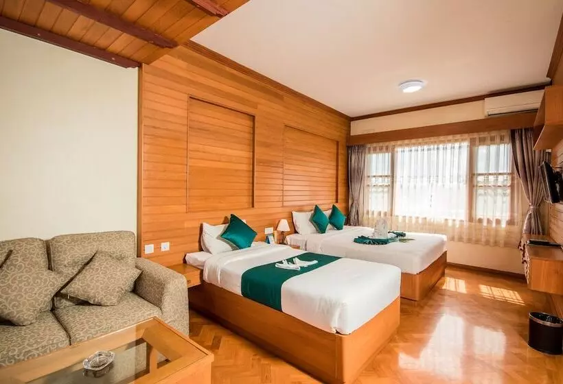 Hotel Win Unity Pyin Oo Lwin