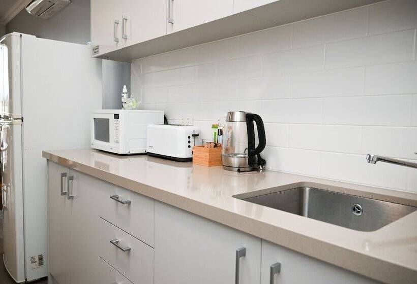 Mansfield Apartments