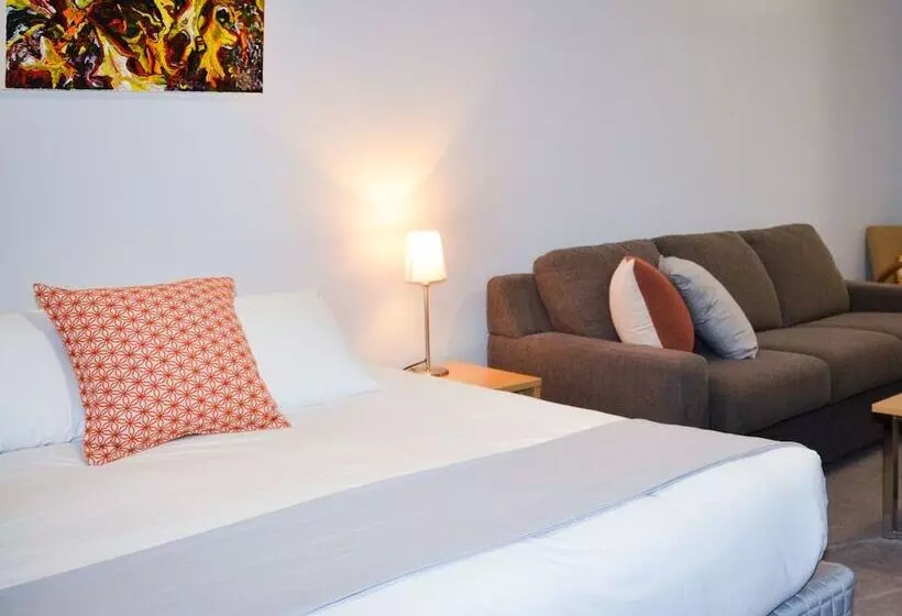 Mansfield Apartments