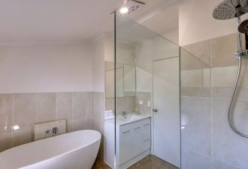 モーテル Heritage River Motor Inn