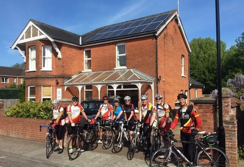 민박 Old Church House