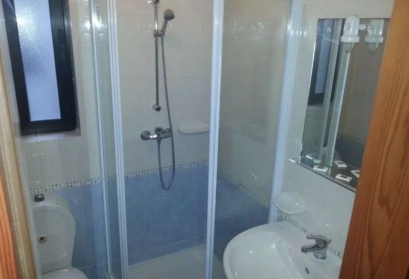 پانسیون Akwador Guest House