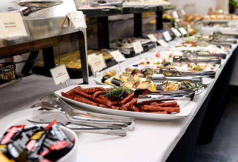 膳宿费 Baltica Residence