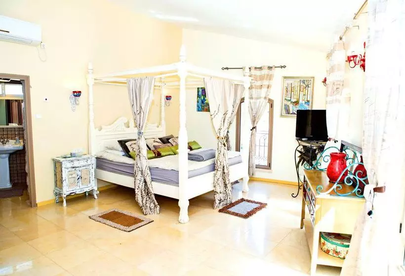Majatalo Beit Yosef Guest House Zimmers Safed