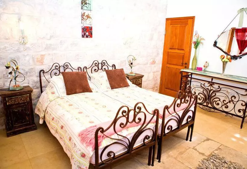 Majatalo Beit Yosef Guest House Zimmers Safed