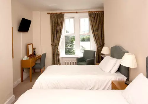 膳宿费 Derwent Bank