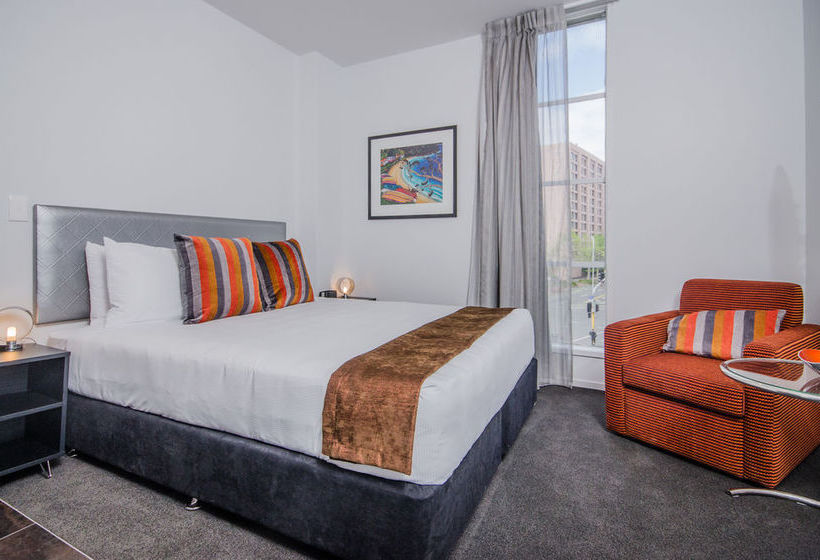 Ramada Suites By Wyndham Auckland  Federal Street