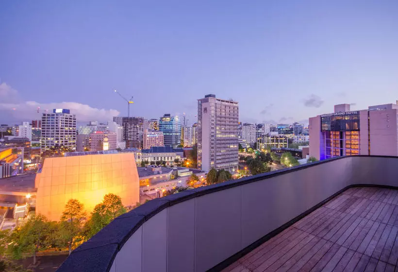 Ramada Suites By Wyndham Auckland  Federal Street