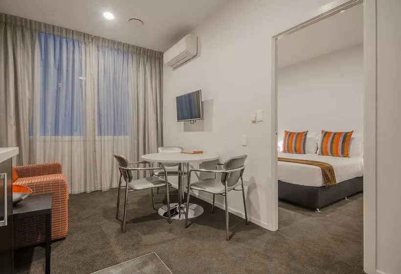 Ramada Suites By Wyndham Auckland  Federal Street