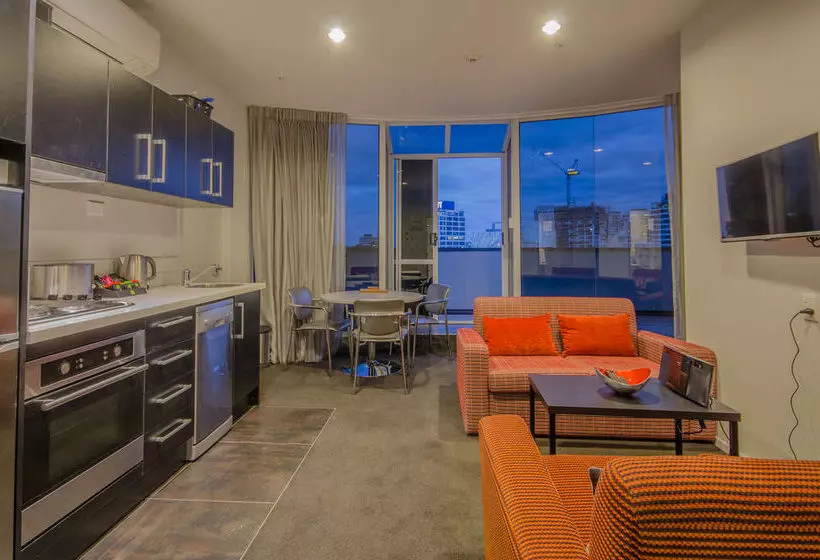 Ramada Suites By Wyndham Auckland  Federal Street