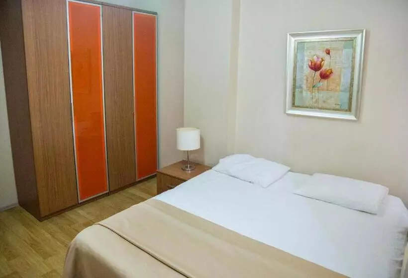 Airport Residence