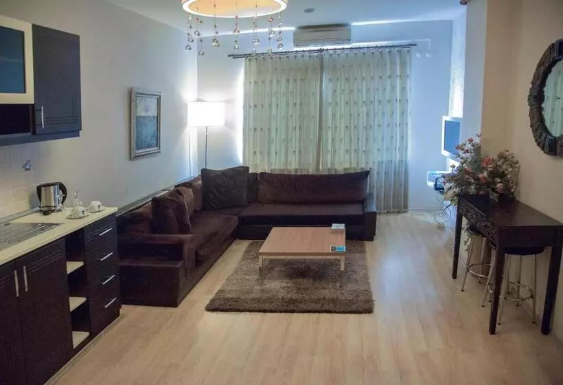Airport Residence